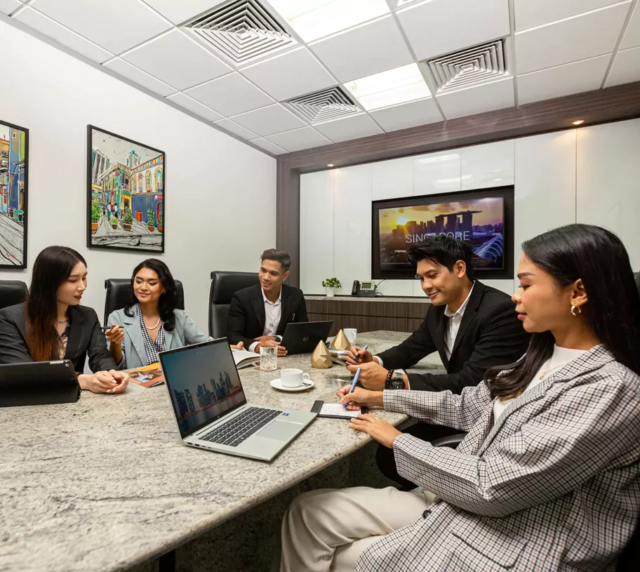 /media/39156/boardroom-metropolis-singapore.jpg